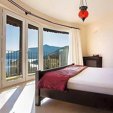 Sleeps 12 Pool Air Con Wifi Kalkan